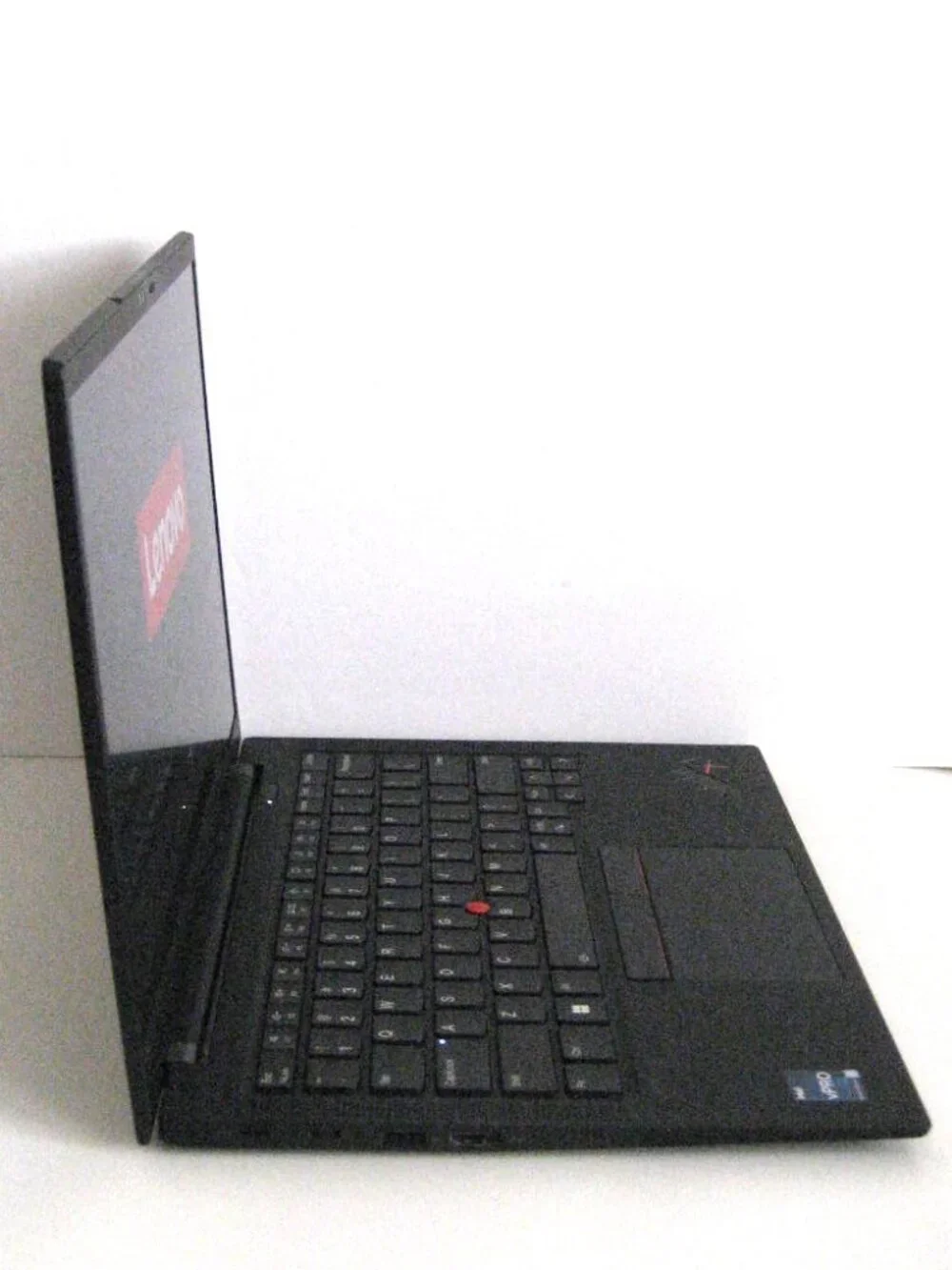 Lenovo ThinkPad X1 Carbon Gen 11 14